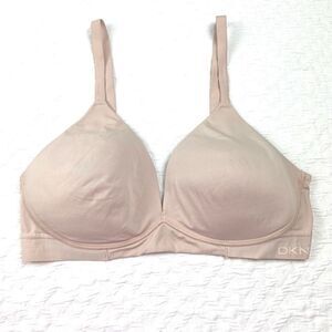 BUY 1 GET 1 FREE DKNY Medium wire free nude pink tan bra comfortable every day